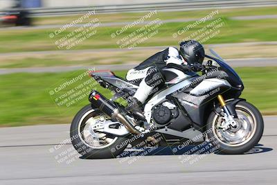 media/Jan-20-2023-Fastrack Riders (Fri) [[f2ad32aba3]]/Level 2/session 4 turn 6/